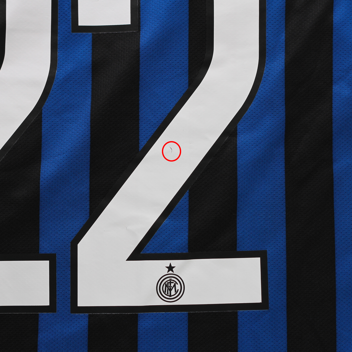 Inter Milan 2011/12 Home #22 MILITO - XL (kids)